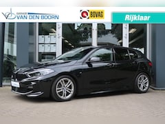 BMW 1-serie - 118I M-SPORT, LED Verlichting, Navi, Clima, etc