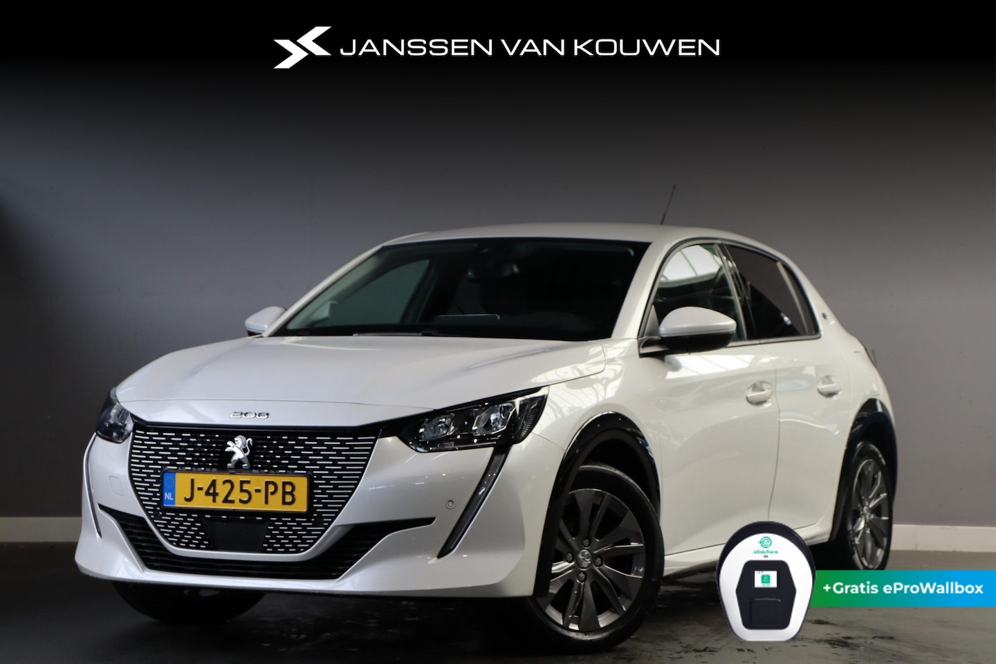 Peugeot e-208 - EV Allure 50 kWh Keyless Stoelverwarming Parkeersensoren Voor en Achter - AutoWereld.nl