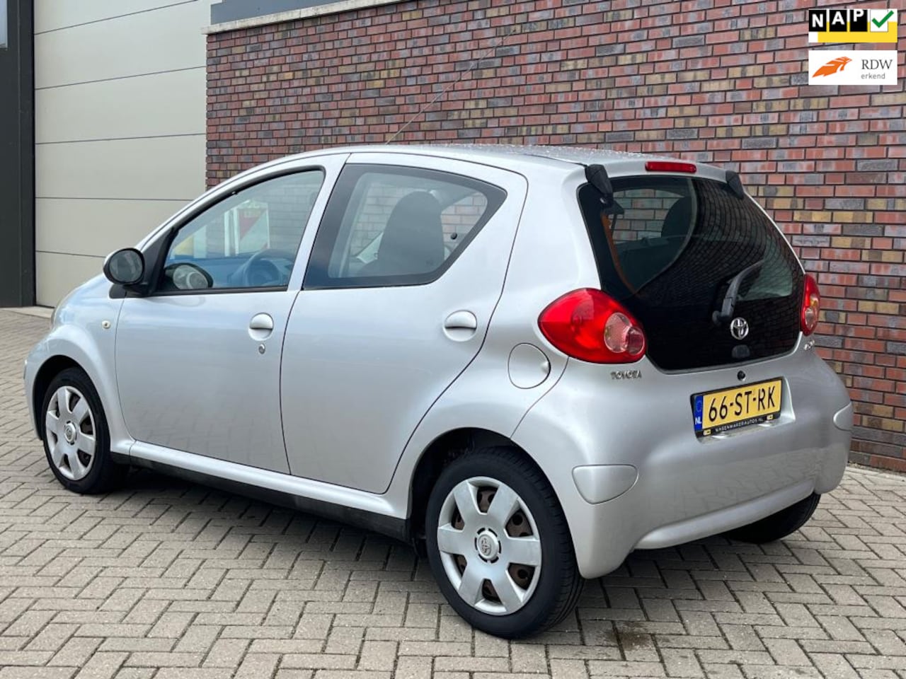 Toyota Aygo - 1.0-12V + | Automaat | NWE koppeling | NAP - AutoWereld.nl