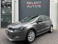 Volkswagen Polo - 1.4-16V Style Panoramadak/Airco/Cruise/Navigatie/AUX/Stoelverwarming/Elekt Ramen/Elekt Spi
