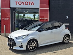 Toyota Yaris - 1.5 Hybrid Executive PDC ADAPTIVE CRUISE CONTROL APPLE CAR PLAY & ANDROID AUTO