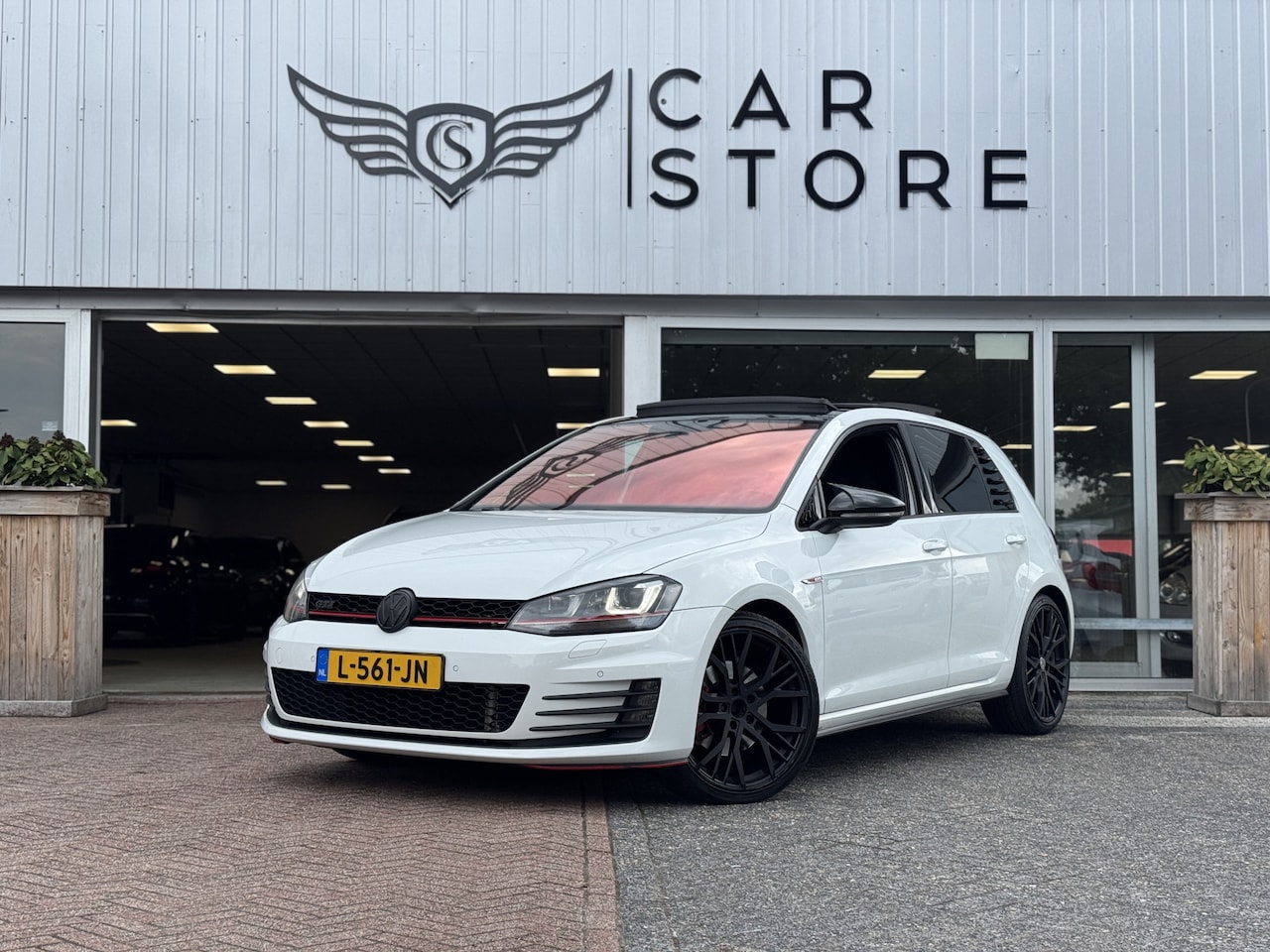 Volkswagen Golf - 2.0 GTI |PANO|VIRTUAL DASH|CARPLAY|DYNAUDIO|KAMELEON - AutoWereld.nl