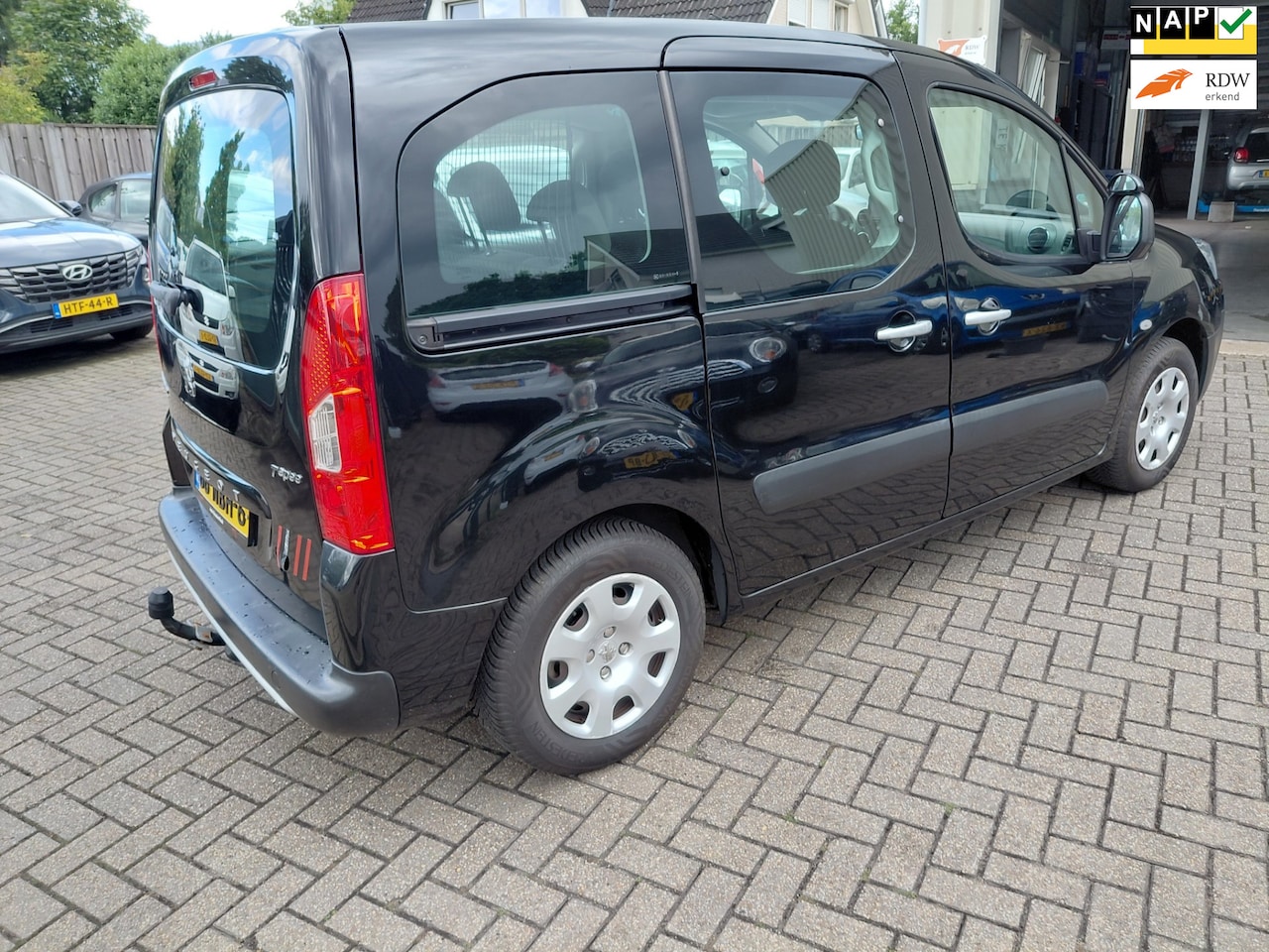 Peugeot Partner Tepee - 1.6 VTi XT 1.6 VTi XT - AutoWereld.nl