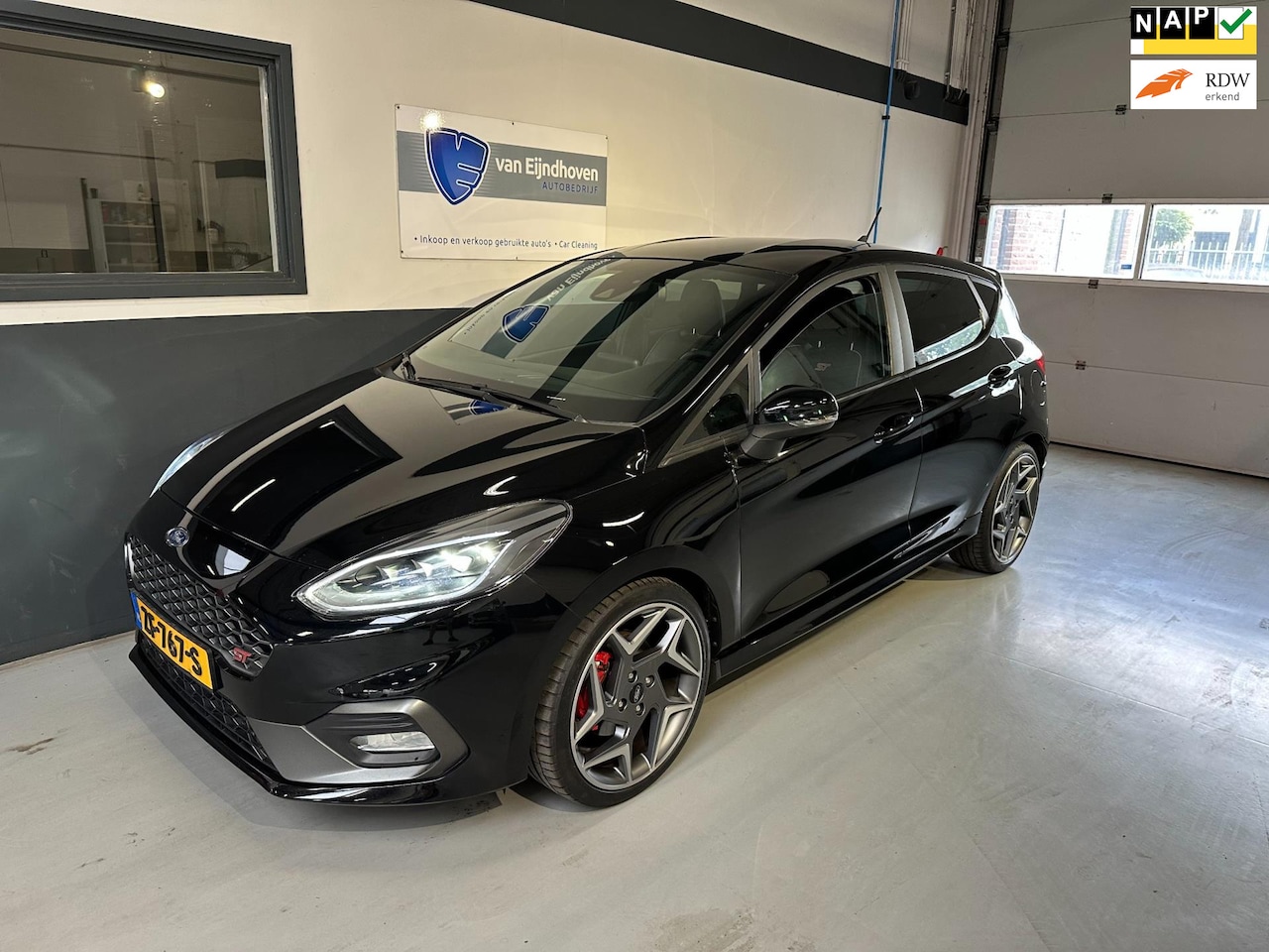 Ford Fiesta - 1.5 EcoBoost ST-3 Recaro|Full-led|200PK - AutoWereld.nl