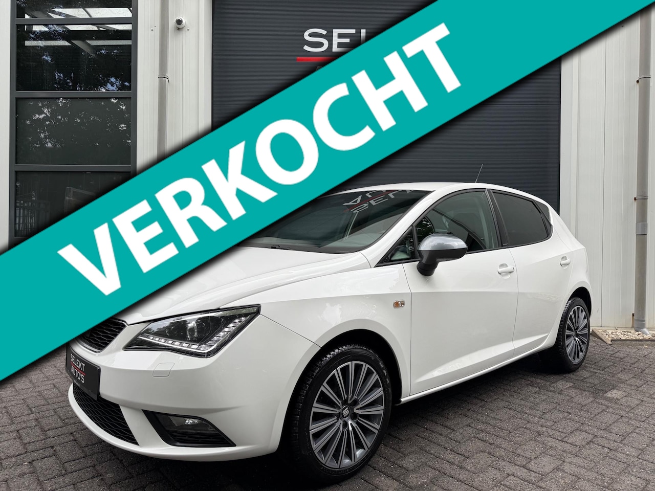 SEAT Ibiza - 1.0 Connect Xenon/LED/Leder/Climate/Car Play/Stoelverwarming/16 Inch/Bluetooth/Elekt Ramen - AutoWereld.nl