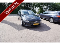Volvo V60 - 1.6 T3 TREKHAAK CRUISE NAVI