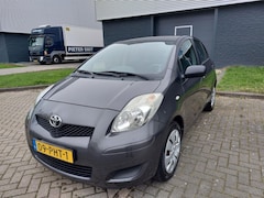 Toyota Yaris - 1.3 VVTi Comfort *betrouwbaar, airco, apk 26-07-2026