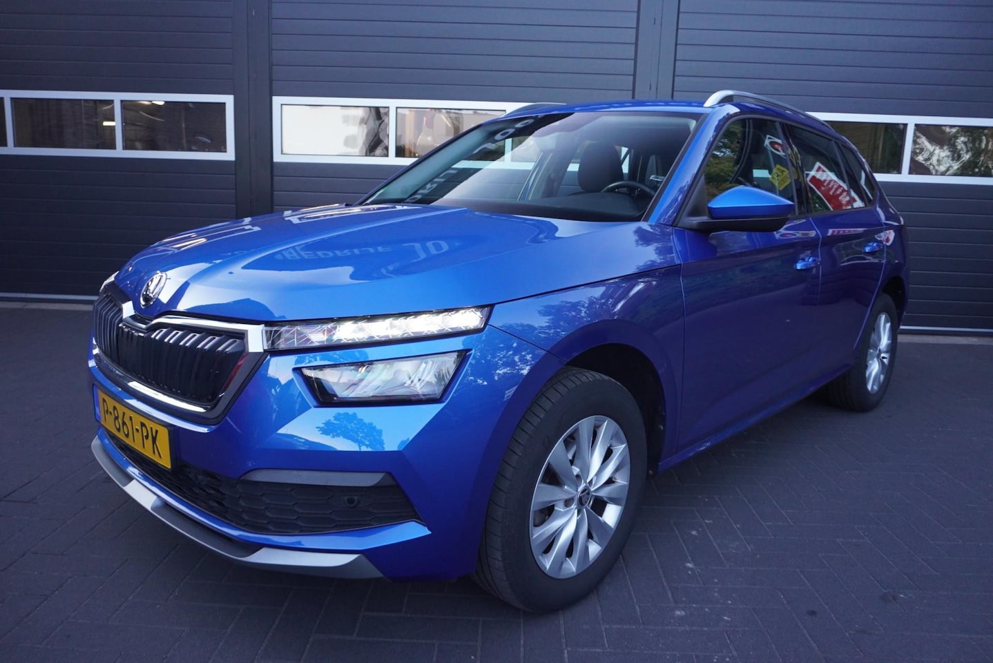 Skoda Kamiq - 1.0 TSI Style Airco/CC/Park.sensoren - AutoWereld.nl