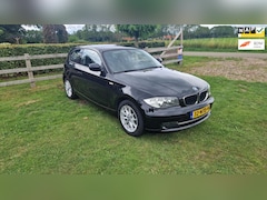 BMW 1-serie - 118i EffDyn. Ed. Business Line Ultimate Edition