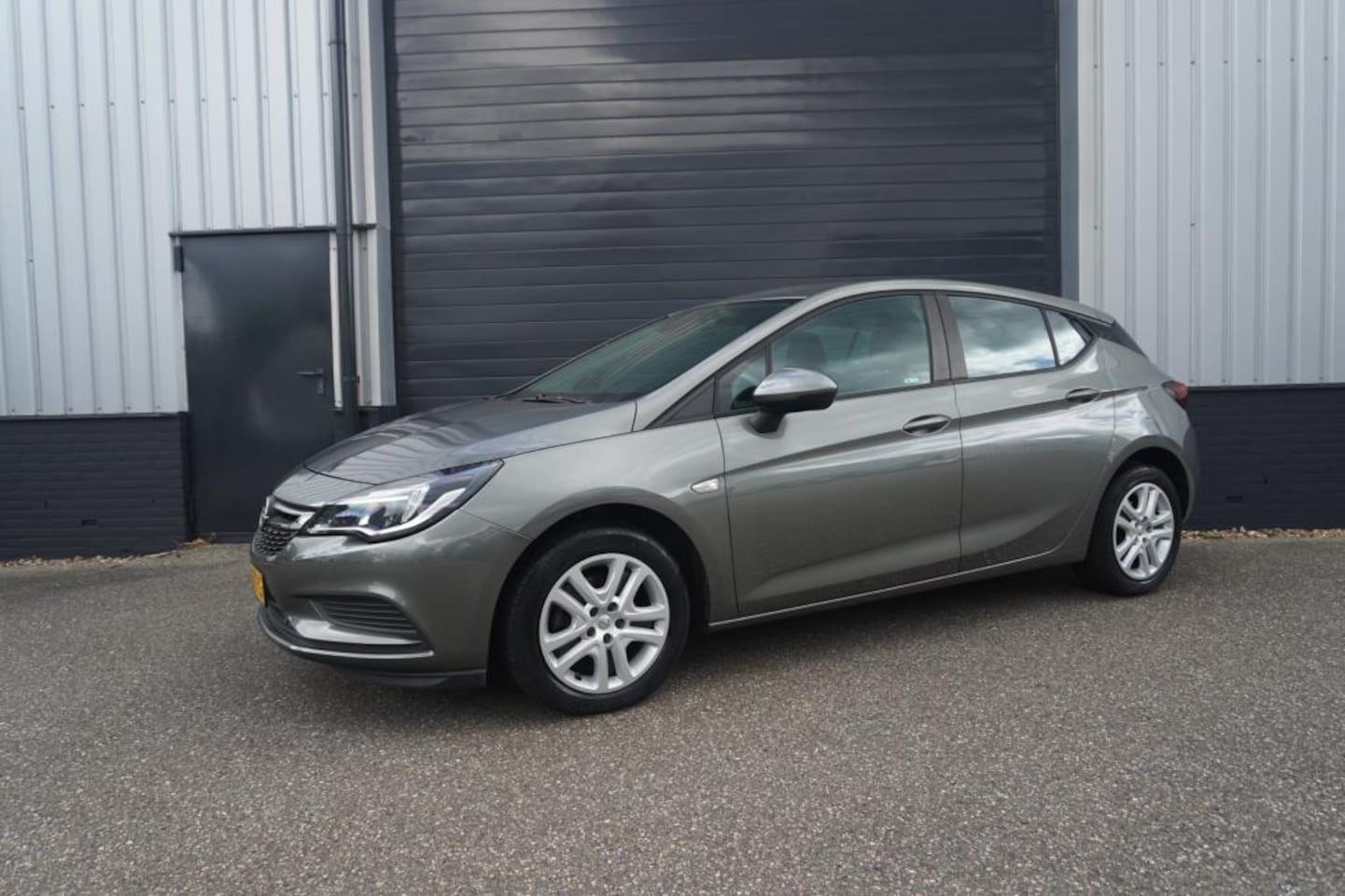 Opel Astra - 1.0 Online Edition 1.0 Online Edition - AutoWereld.nl