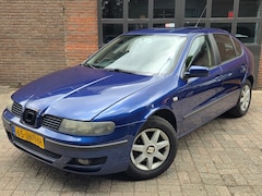 SEAT Leon - 1.6-16V Stella