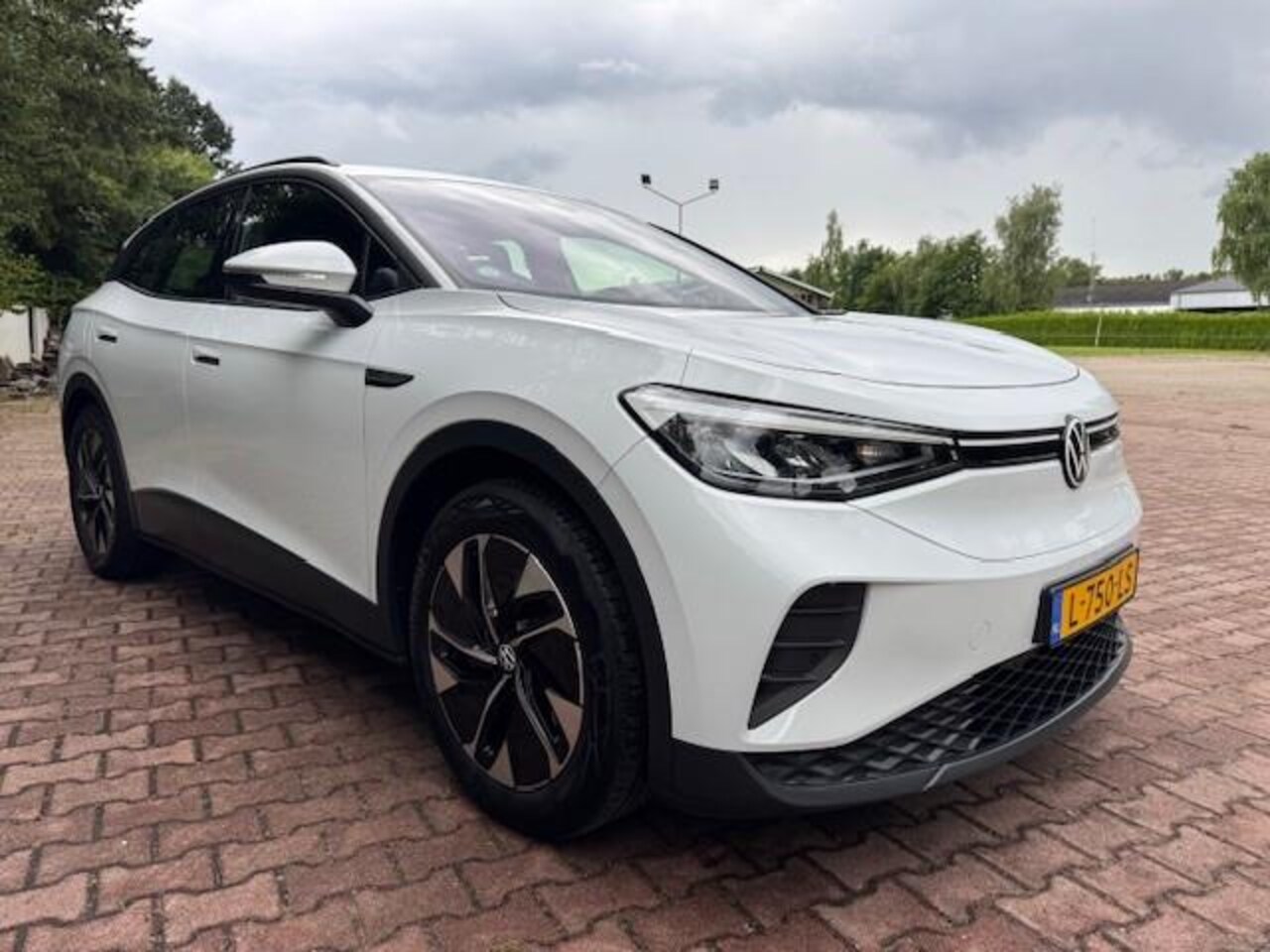 Volkswagen ID.4 - LIFE 77KWH 204PK LED/NAVI/ACARPLAY/FABRIEKSGARANTIE - AutoWereld.nl