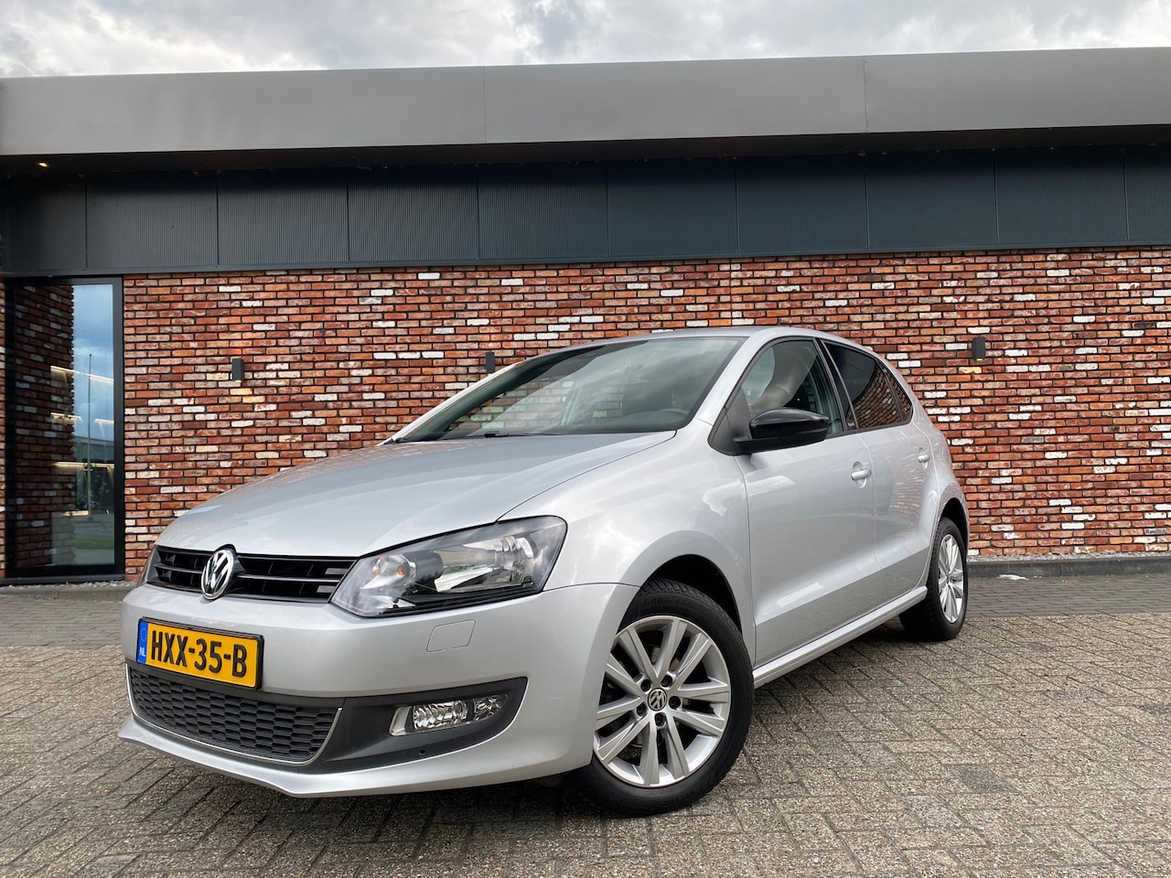 Volkswagen Polo - 1.2 TSI Style Uitv Automaat Cruise Clima 5drs - AutoWereld.nl