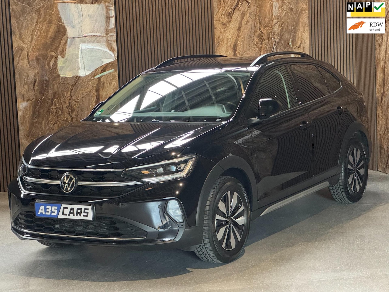 Volkswagen Taigo - 1.0 TSI Life Business|Carplay|Stoelverwarming|IQ|Camera|Afneembare trekhaak - AutoWereld.nl