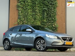 Volvo V40 - 2.0 T2 Nordic+|TREKHAAK|NAP|STOEL VERWARMING