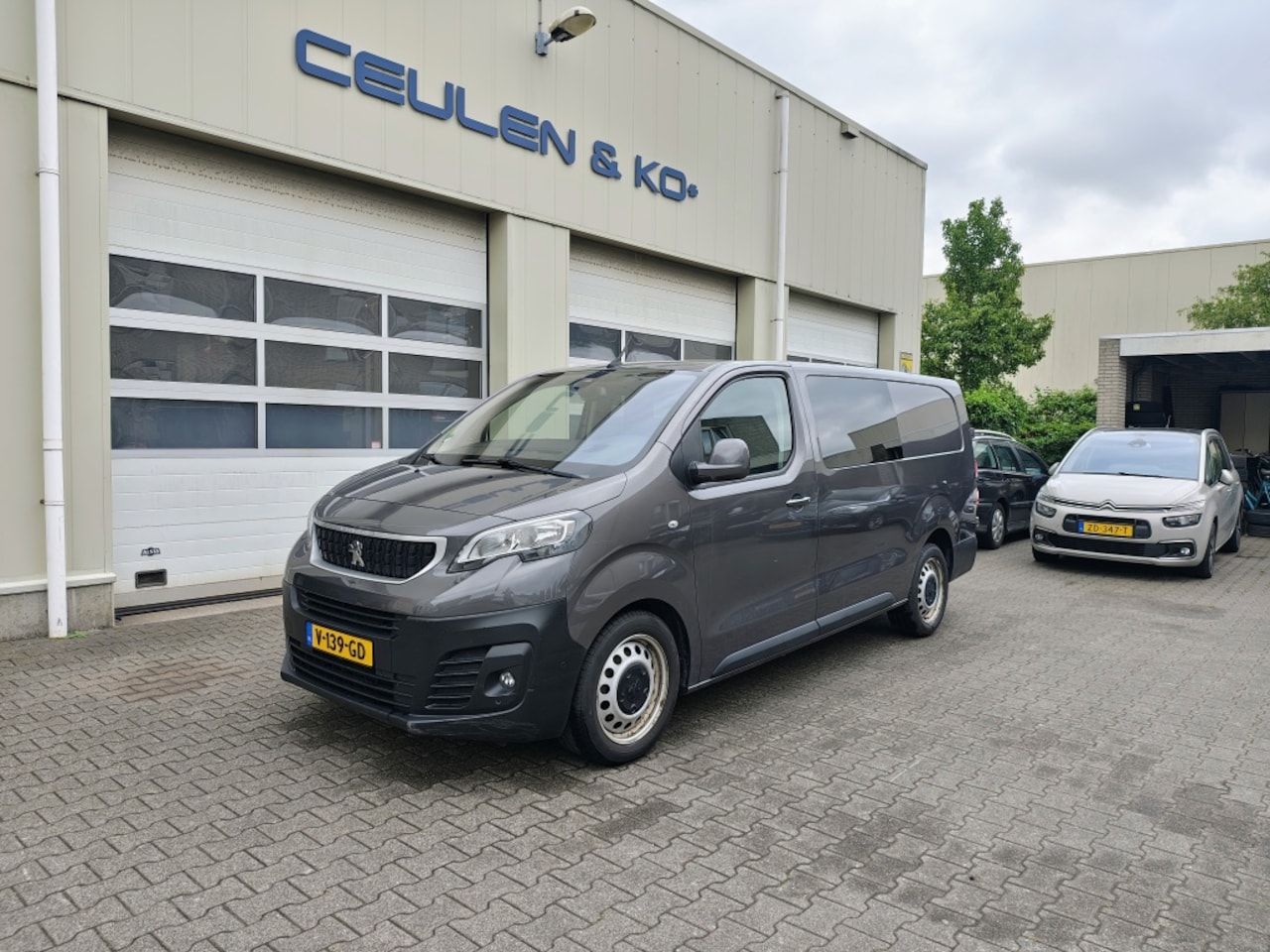 Peugeot Expert - 2.0bleuHDI 123pk DCPre | Trekhaak | Dubbele cabine | Navigatie | - AutoWereld.nl