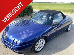 Alfa Romeo Spider - 3.0-24V V6 L 3.0 V6 24V - 220 PK Blu Lightning