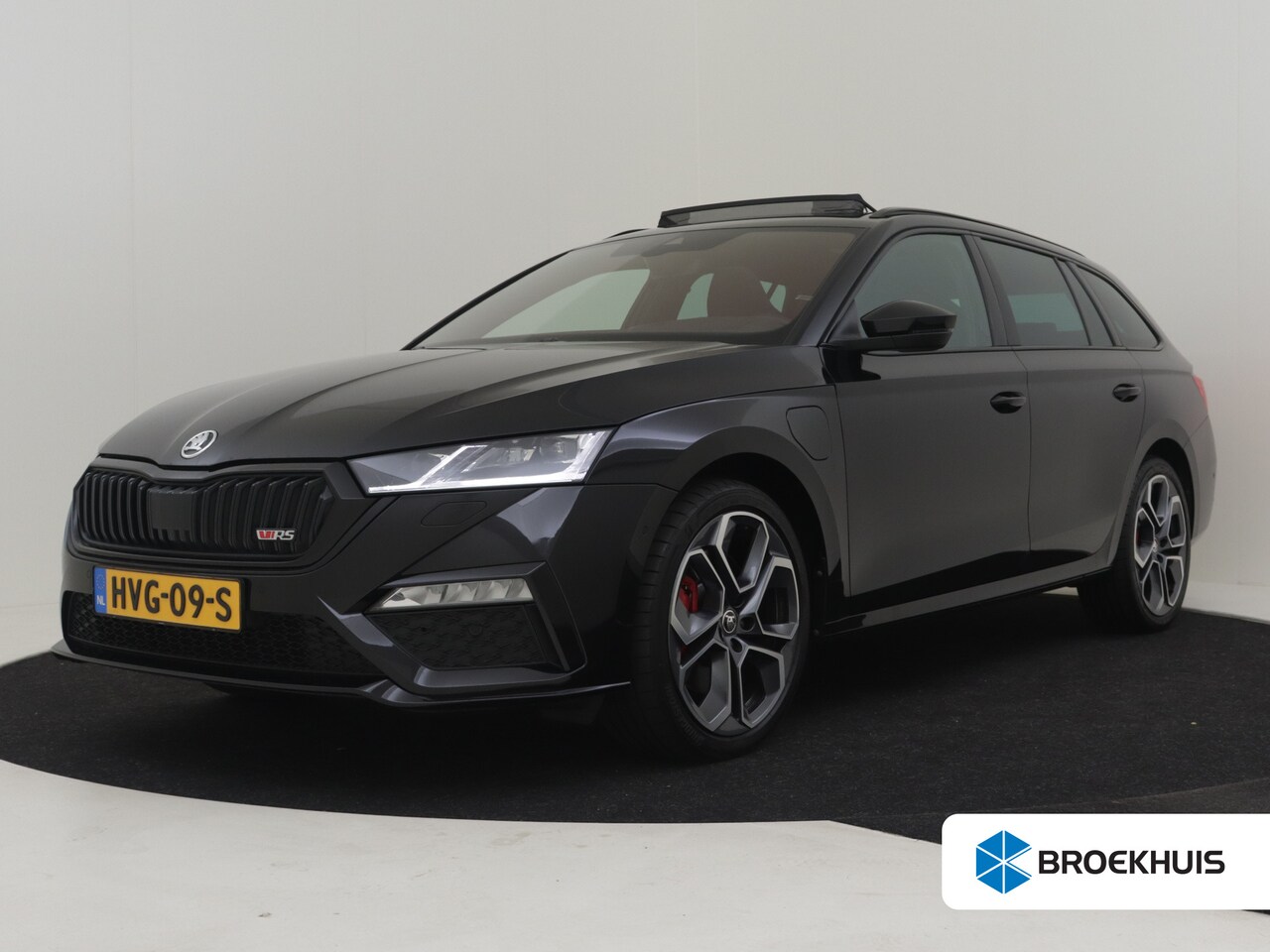 Skoda Octavia Combi - RS l Panoramadak l Elektrische Achterklep l RS l Elektr. Trekhaak l Adaptive Cruise Contro - AutoWereld.nl