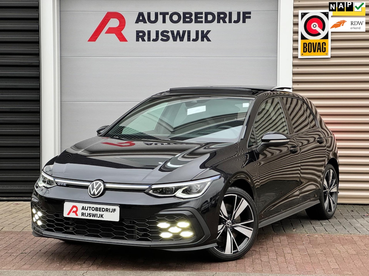 Volkswagen Golf - 1.4 eHybrid GTE HuD/Pano/Camera/Blindspot - AutoWereld.nl