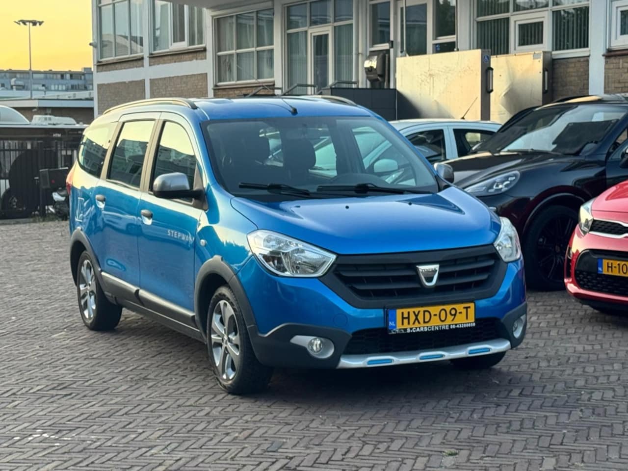 Dacia Lodgy - 7p. - AutoWereld.nl
