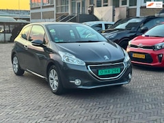 Peugeot 208 - 1.2 VTi Allure met luxe opties
