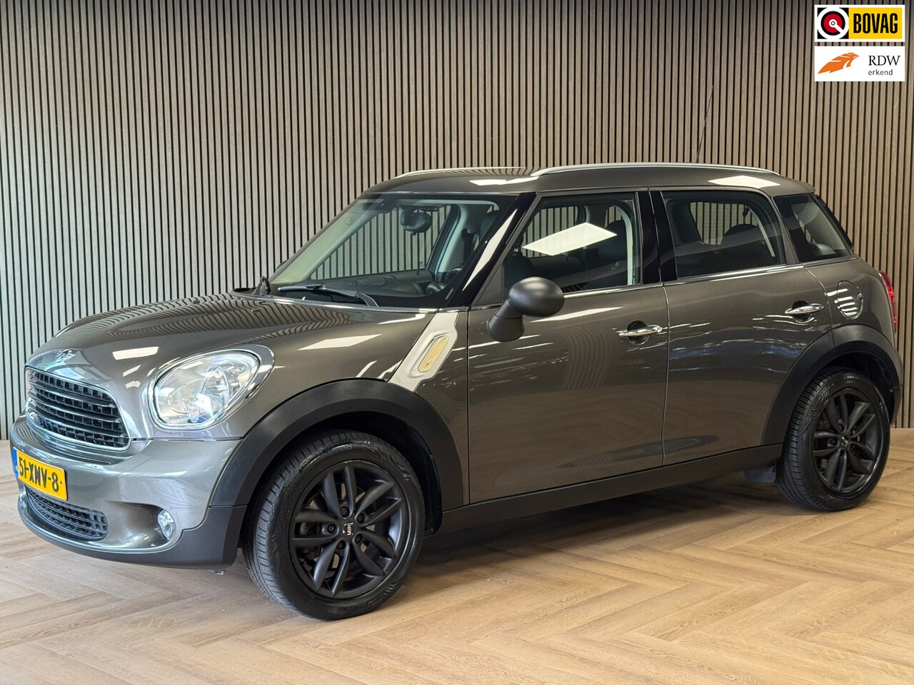MINI Countryman - Mini 1.6 One Edition NAVIGATIE AIRCO CRUISE START/STOP - AutoWereld.nl
