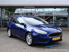 Ford Focus Wagon - 1.0 Trend Edition, navi, PDC, Bluetooth, cruise, verw. voorruit, trekh., 1e eig, NL-dealer