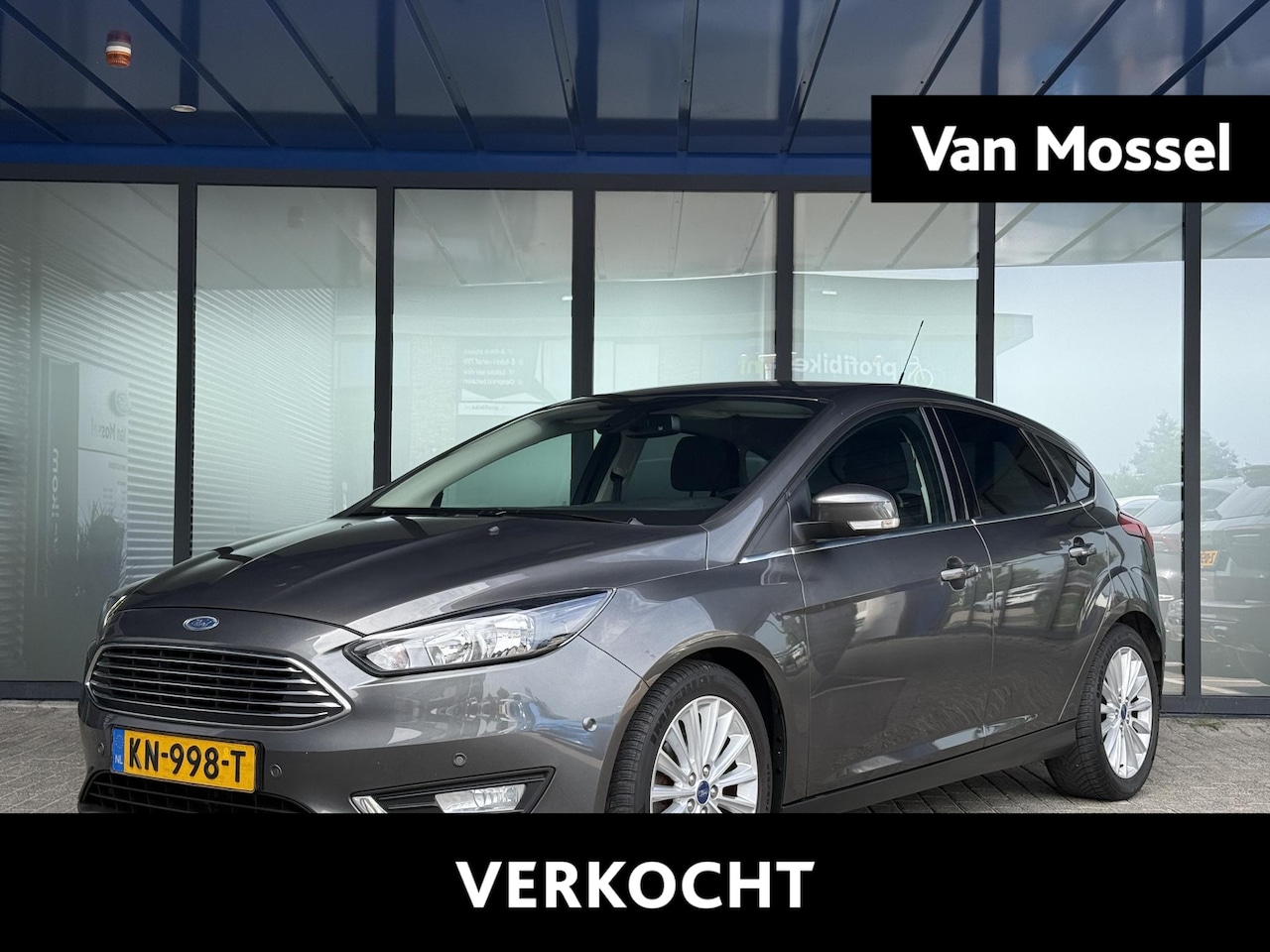 Ford Focus - 1.0 Titanium | Nieuw Binnen | Climate Control | Cruise Control | Trekhaak | Parkeersensore - AutoWereld.nl