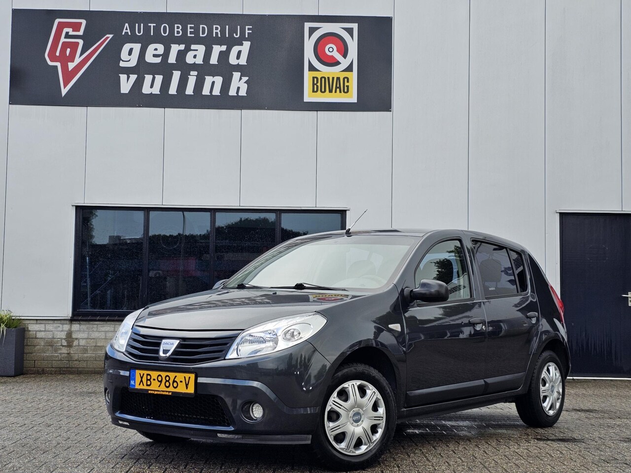 Dacia Sandero - 1.4 TREKHAAK - AutoWereld.nl