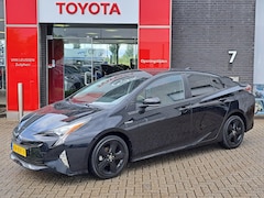 Toyota Prius - 1.8 First Edition NAVIGATIE ACHTERUITRIJCAMERA TREKHAAK