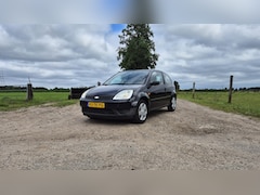 Ford Fiesta - 1.25-16V Centennial Zo meenemen | Geen garantie | APK tot oktober