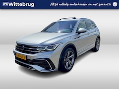 Volkswagen Tiguan - 1.5 TSI R-Line Business / 19"LMV / Camera / PANODAK / NAVI / APP.Connect