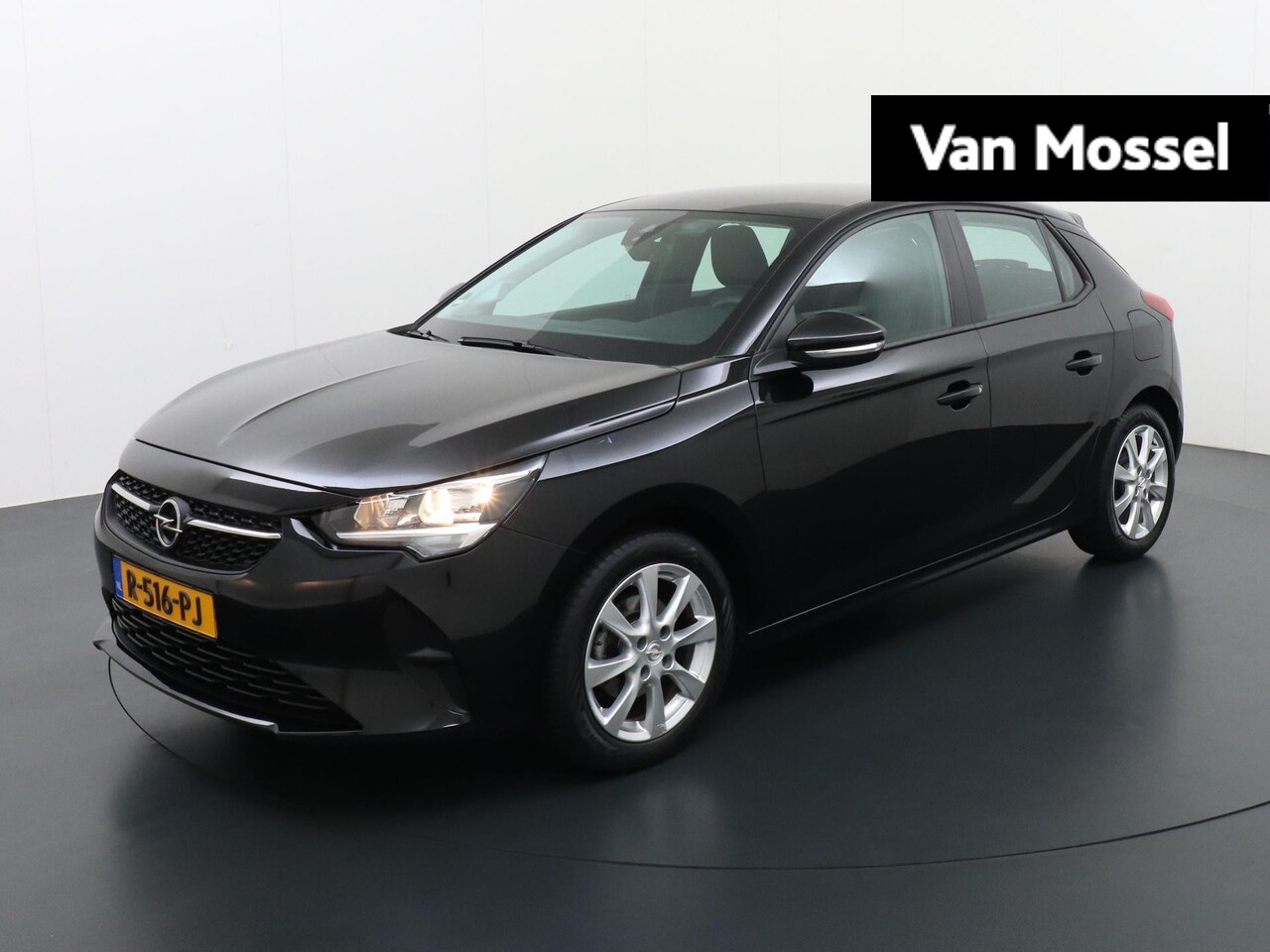 Opel Corsa - 1.2 Edition | Navigatie | Cruise control | LM Velgen - AutoWereld.nl