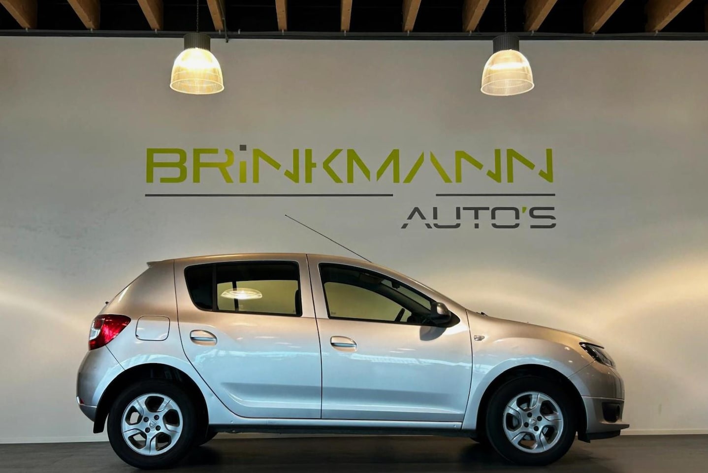 Dacia Sandero - 0.9 TCe 10th Anniversary - Airco - Cr. Control - APK 05-2026 - AutoWereld.nl