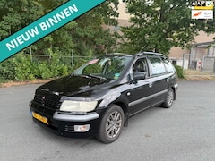 Mitsubishi Space Wagon - 2.4 GDI Live 6p. LEUKE AUTO RIJDT EN SCHAKELT GOED