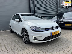 Volkswagen Golf - 1.4 TSI GTE LEDER/TREKHAAK/NAVIGATIE