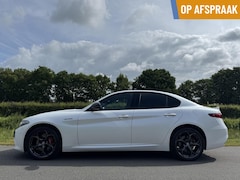 Alfa Romeo Giulia - 2.0 T Veloce Q4 280pk, My21, Parelmoer