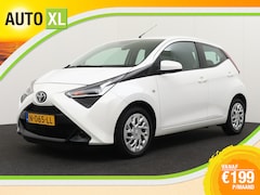 Toyota Aygo - 1.0 VVT-i X-play Camera Navi Carplay LED
