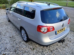Volkswagen Passat Variant - 3.2 V6 Highline 4M