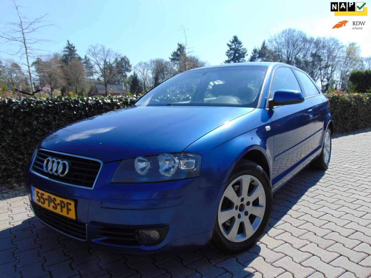 Audi A3 - 1.6 FSI Ambiente 1.6 FSI Ambiente , Airco / Cruise / Elec.Pakket / 16"Lm Velgen. - AutoWereld.nl