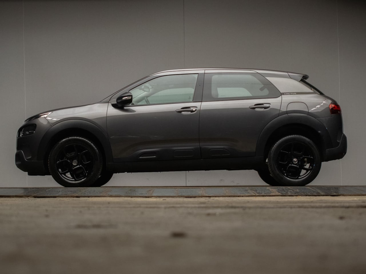 Citroën C4 Cactus - 1.2 PureTech Feel Sport (APPLE CARPLAY,NAVI,CRUISE,PDC,LED,360 VIEW,CAMERA,SPORTSTOELEN,LM - AutoWereld.nl