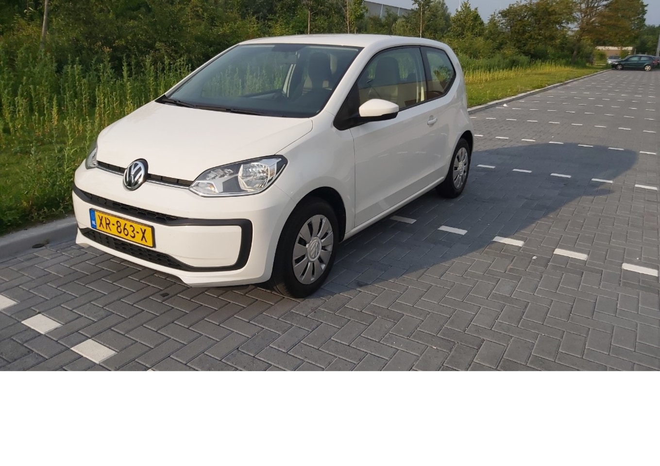 Volkswagen Up! - 1.0 BMT up! beats 75 Pk - AutoWereld.nl