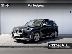BMW iX1 - xDrive30 Launch Edition trekhaak met afneembare kogel / Panorama dak / Harman Kardon Audio