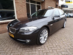 BMW 5-serie Touring - 535i High Executive Automaat / Leder / Navi / Panoramadak