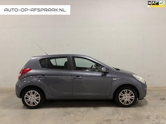 Hyundai i20 - 1.2i DynamicVersion 5drs. Airco APK NAP