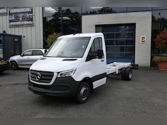 Mercedes-Benz Sprinter - 519 CDI Pro MBUX 10.25, LED koplampen, Geveerde stoel, Etc