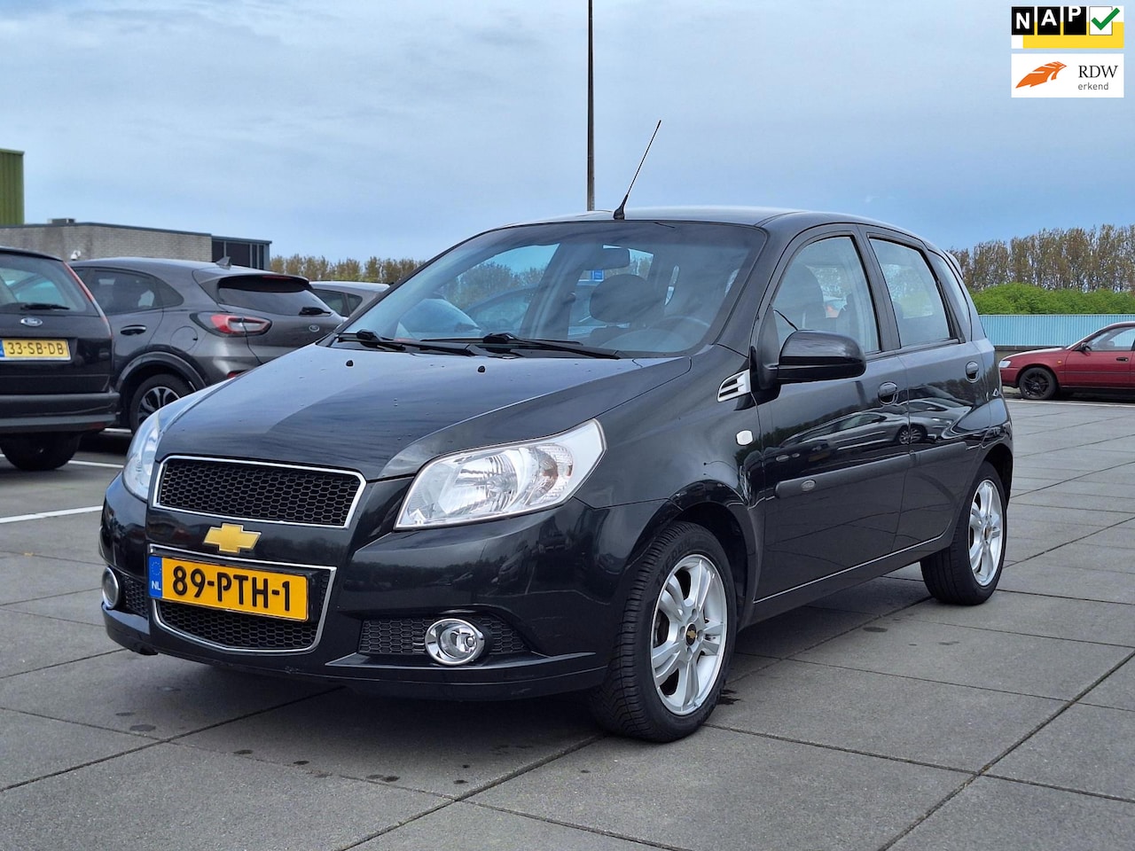 Chevrolet Aveo - €3250,-1.2 16V LS+ Apk Airco Trekhaak Nap - AutoWereld.nl