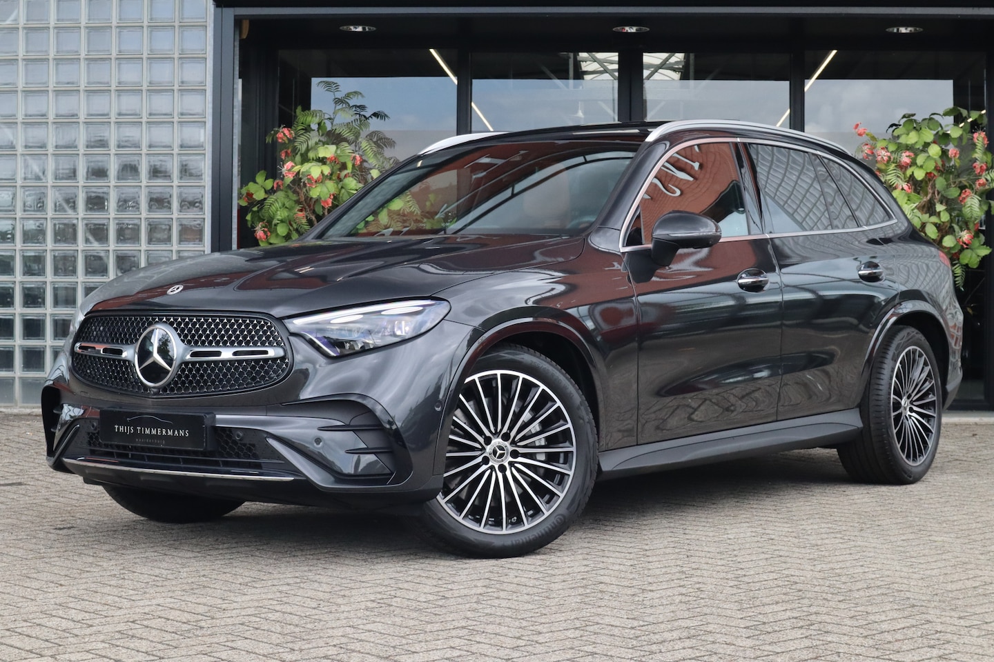 Mercedes-Benz GLC-klasse - 450d 4MATIC AMG Line Panoramadak, Luchtvering, Leder Exclusief, Vierwielsturing, Burmester - AutoWereld.nl