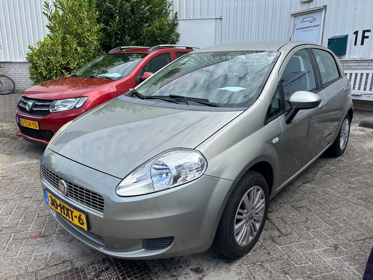 Fiat Grande Punto - 1.4 Edizione! Airco! 180.000km! Bj 2009! - AutoWereld.nl