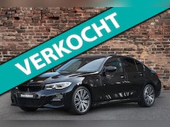 BMW 3-serie - 318i M-Sport Automaat | Schuif/kantel dak | Virtual Cockpit | Velours